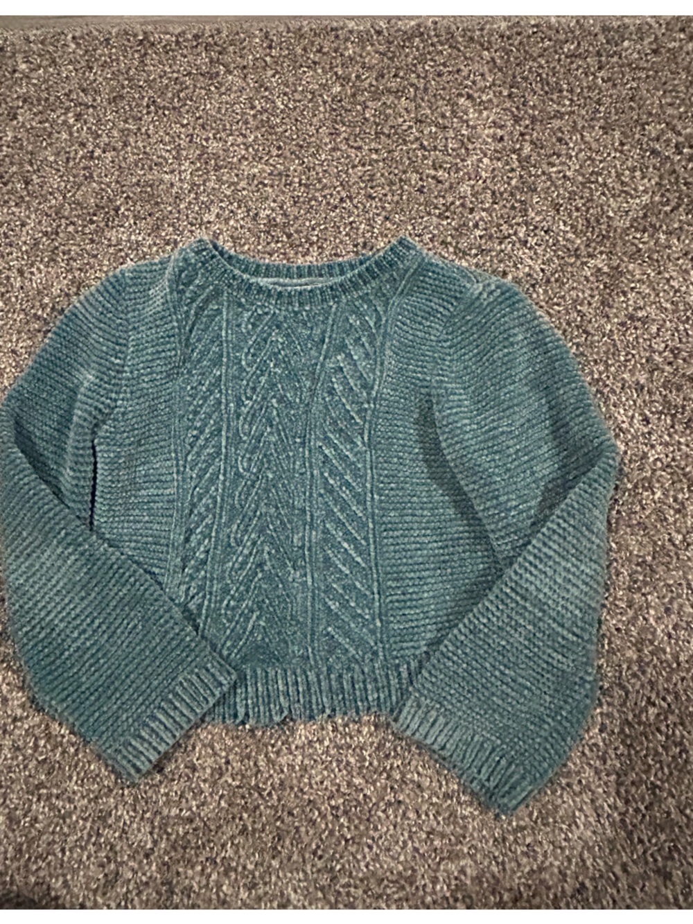 Cropped Cable Knit Crewneck Sweater in Teal